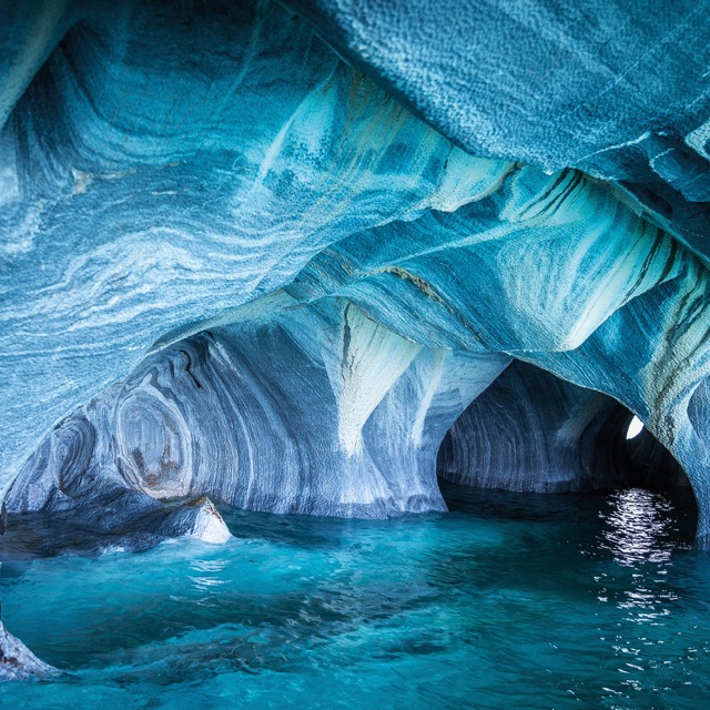 Color sample Blue marble cave - (289,2 x 260,5 cm) 7,534m²